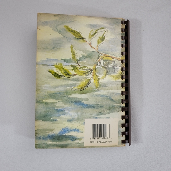 Bay Leaves A Collection Of Recipes - Junior Service League Panama City Florida - Picture 8 of 16